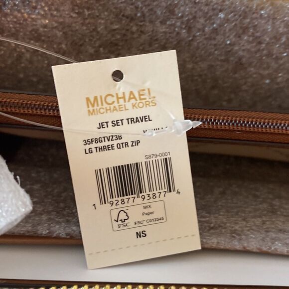 NWT Michael Kors Jet Set long Wallet- cream - Picture 7 of 9